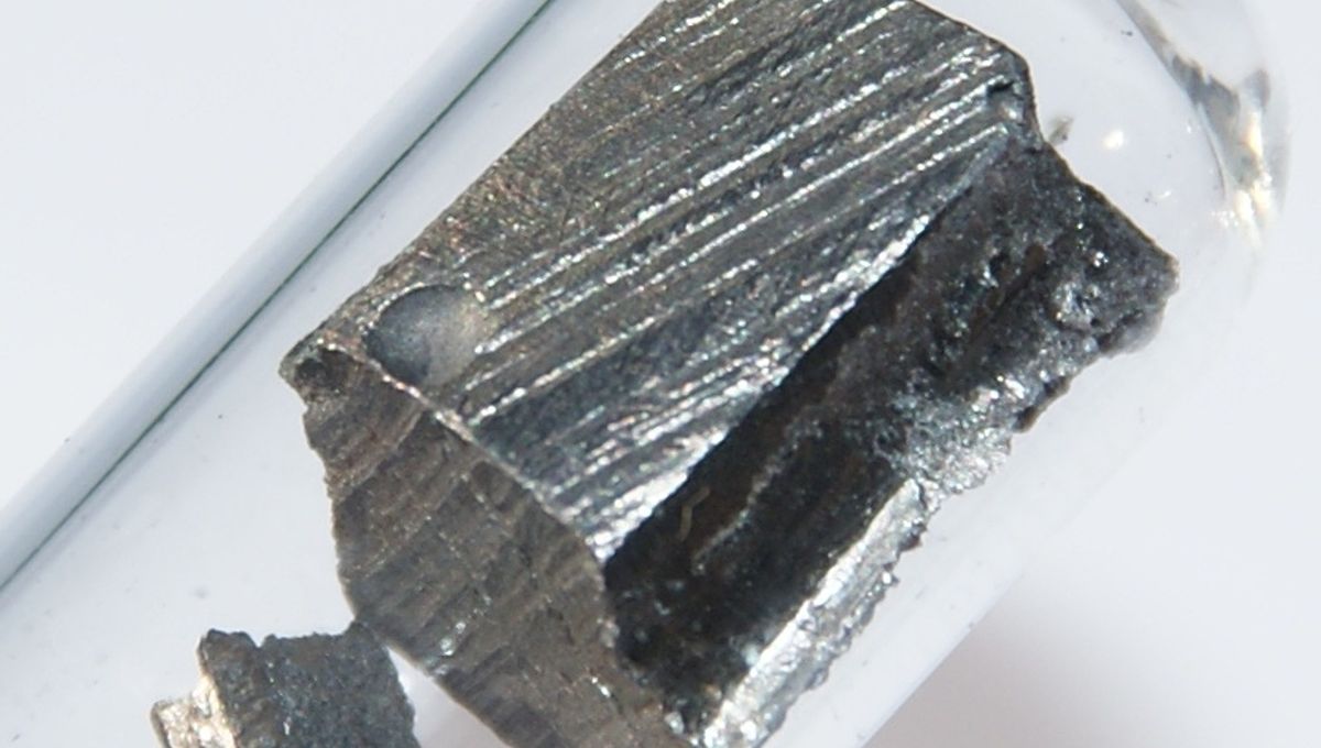 Protein-based mining could revolutionize rare earth element extraction.