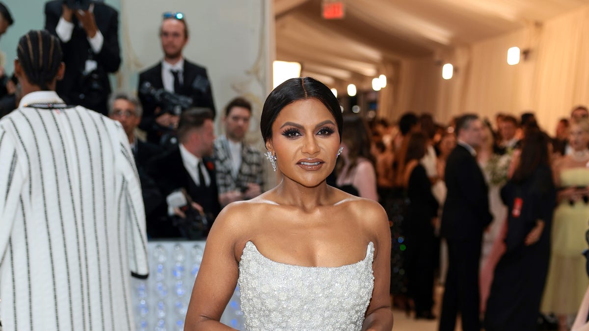 Mindy Kaling's Fitness Regimen: Running, Hiking, and Toning.
