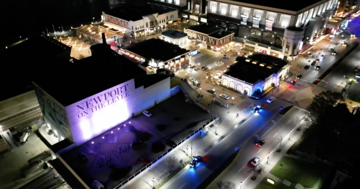 Featured image for "Police Investigate Shooting at Newport on the Levee: 3 Juveniles Injured"