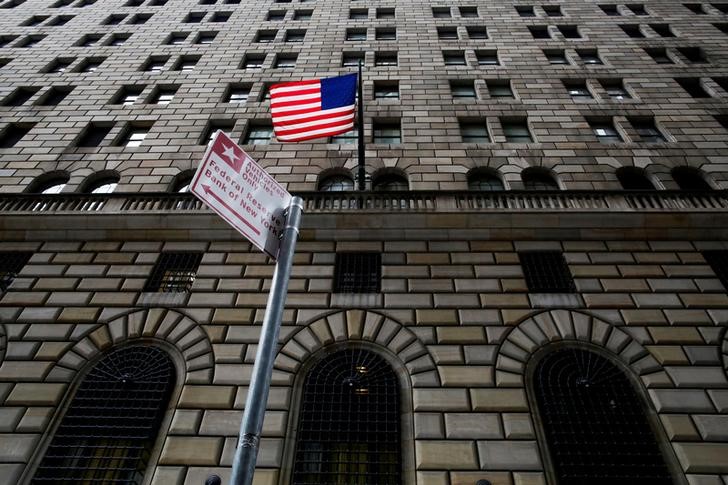 Fed's Williams Predicts Inflation Easing and Soft Landing by 2025