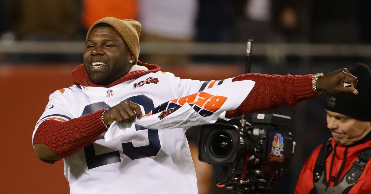 Featured image for "2024 NFL Hall of Fame: Hester, McMichael, Peppers Inducted"