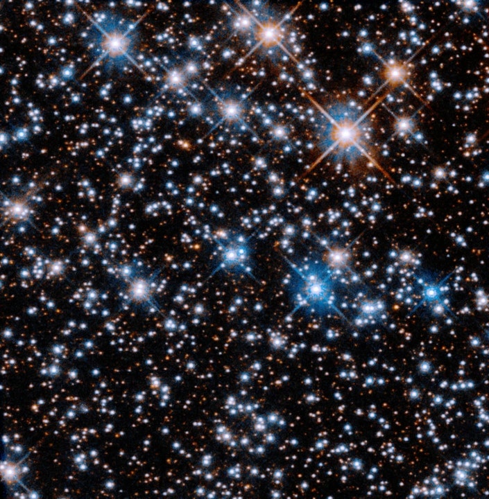 Stunning new photos of star clusters captured by Hubble team.