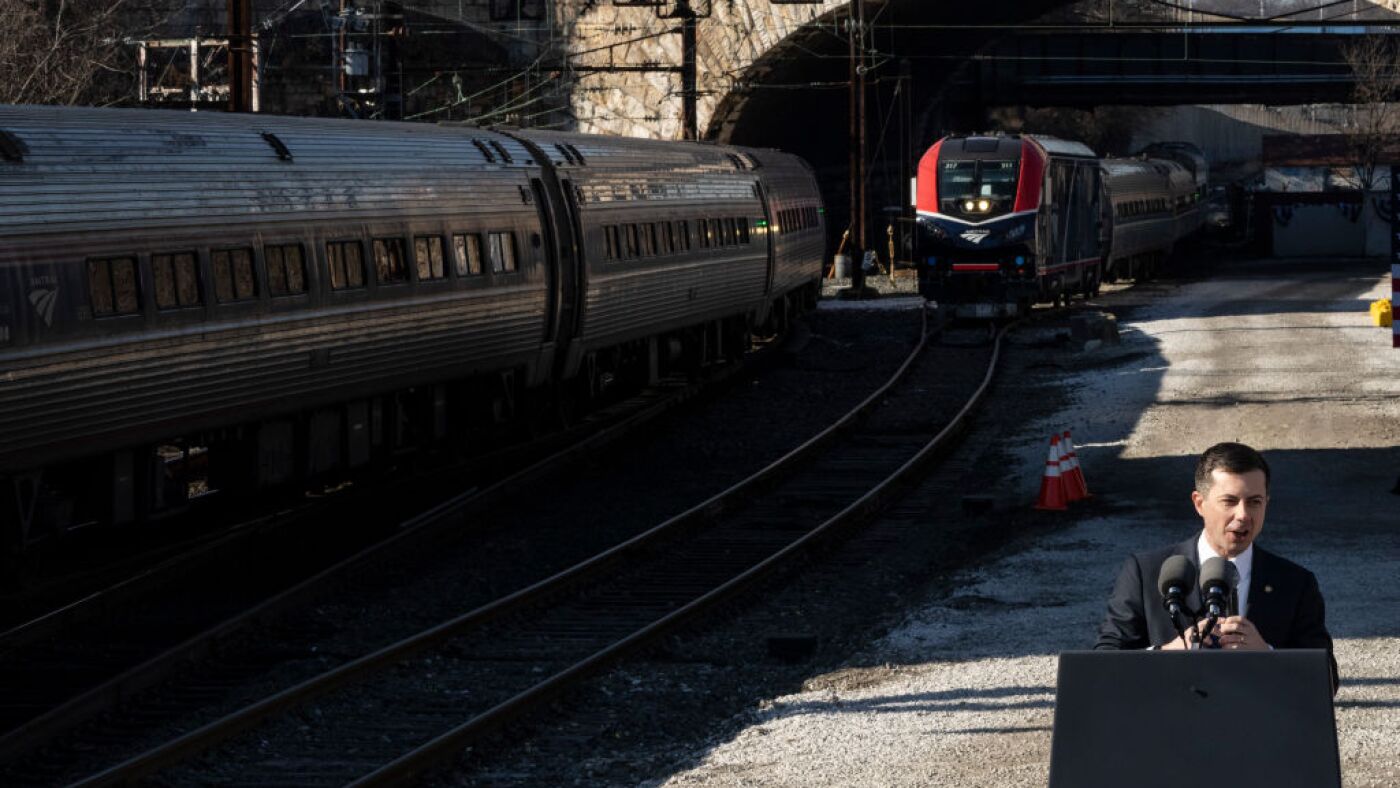 Featured image for Biden's Infrastructure Push: Mixed Results and Regional Impacts