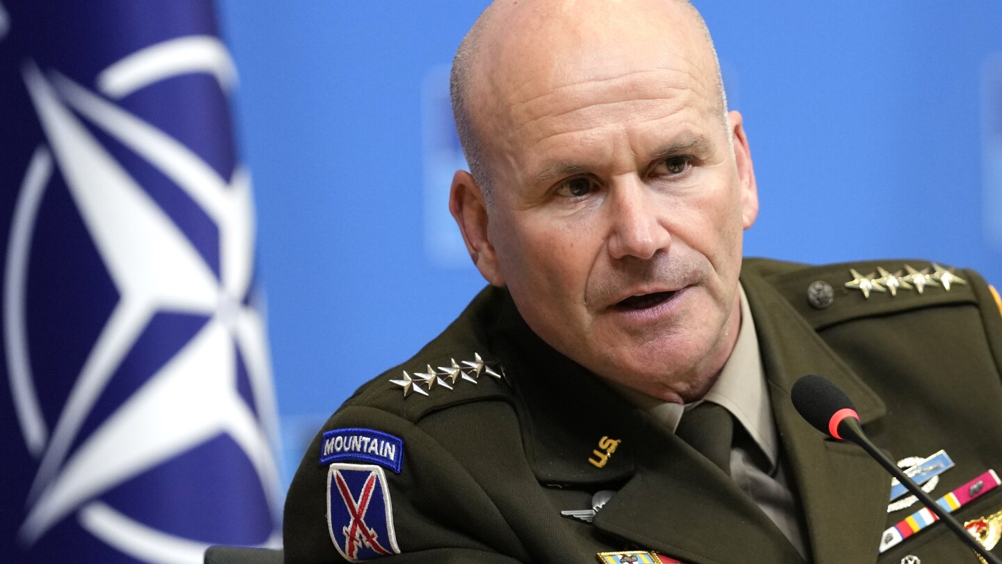 "Top Generals Warn of Impending Ukrainian Crisis Without Increased US Aid"