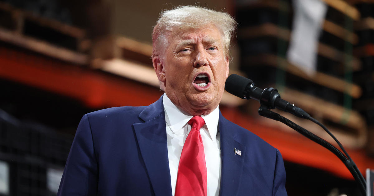 "Trump's Anti-Union Hostility and Criticism of Biden and Automakers in Detroit Suburbs"