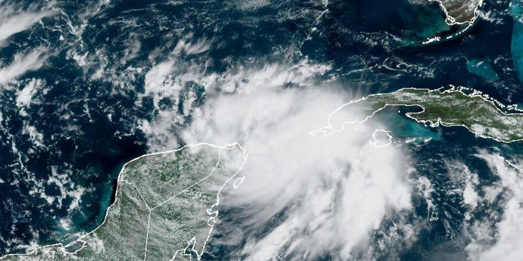 Tropical Storm Idalia Strengthens, Targets Florida's Gulf Coast