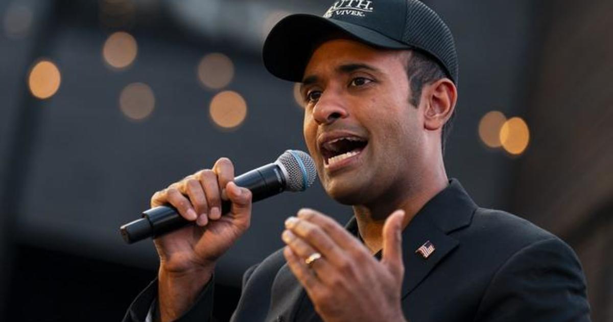 Vivek Ramaswamy's Car Allegedly Rammed by Protesters in Iowa
