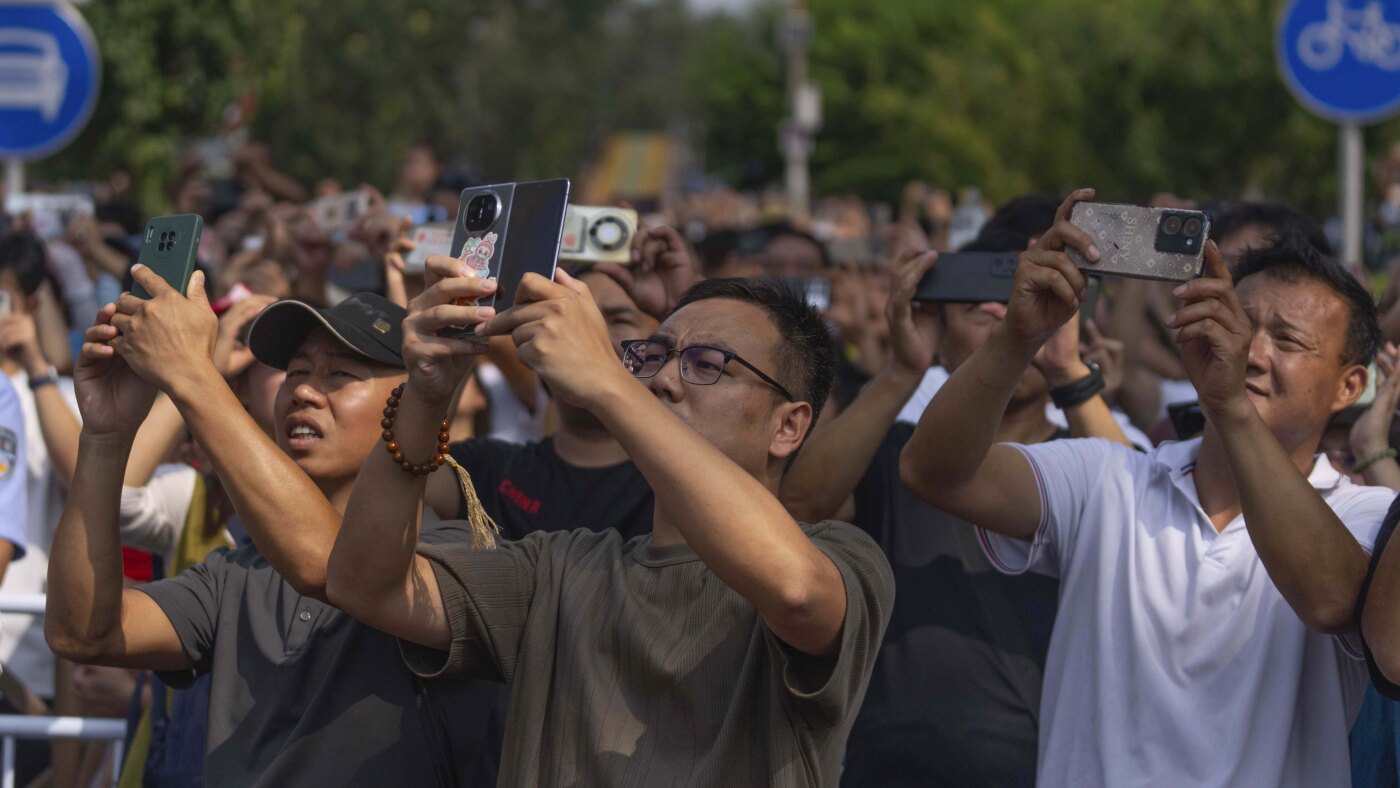 Featured image for Chinese Public Divided on Global Leadership and International Alliances