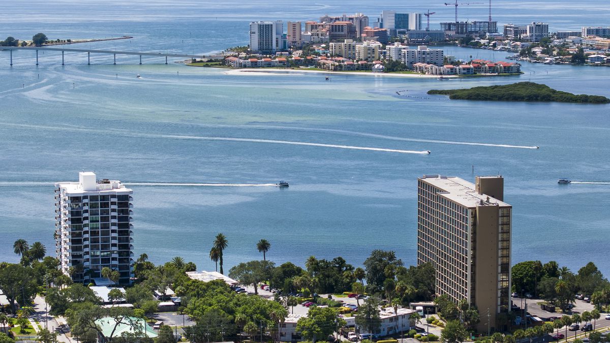 Featured image for "Great Lakes Cities Dominate Zillow's Hottest Housing Markets for 2024"