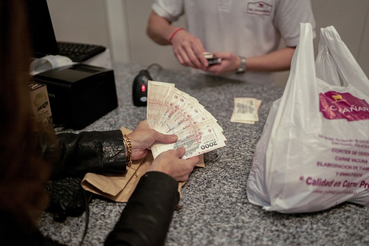 Featured image for US Treasury Intervenes to Stabilize Argentine Peso