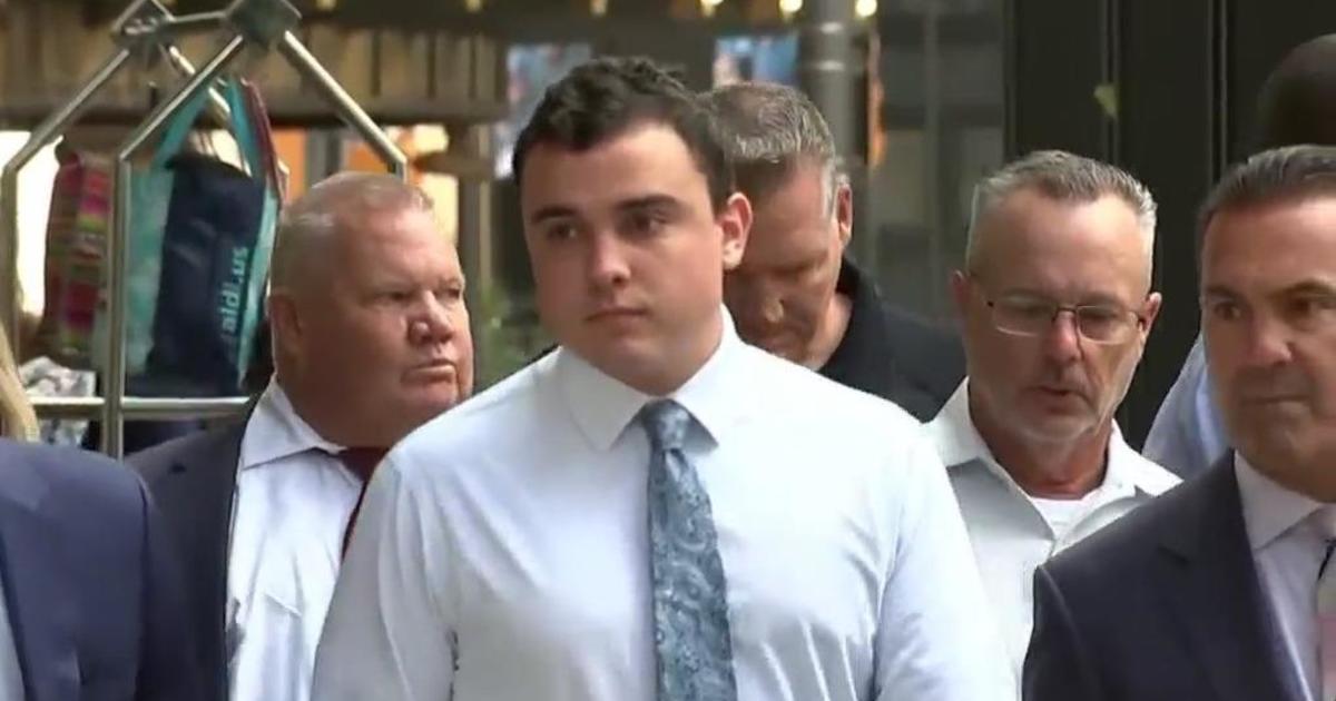 Featured image for Ex-Philadelphia officer Mark Dial to face all charges in Eddie Irizarry shooting death