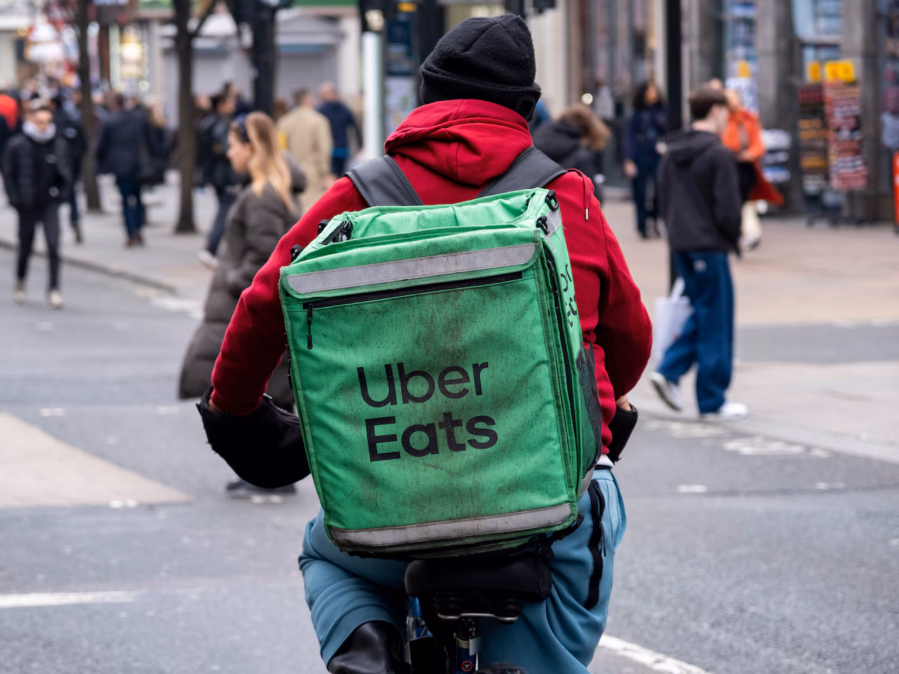 Featured image for Uber Eats Introduces AI Features and Customer Engagement Tools