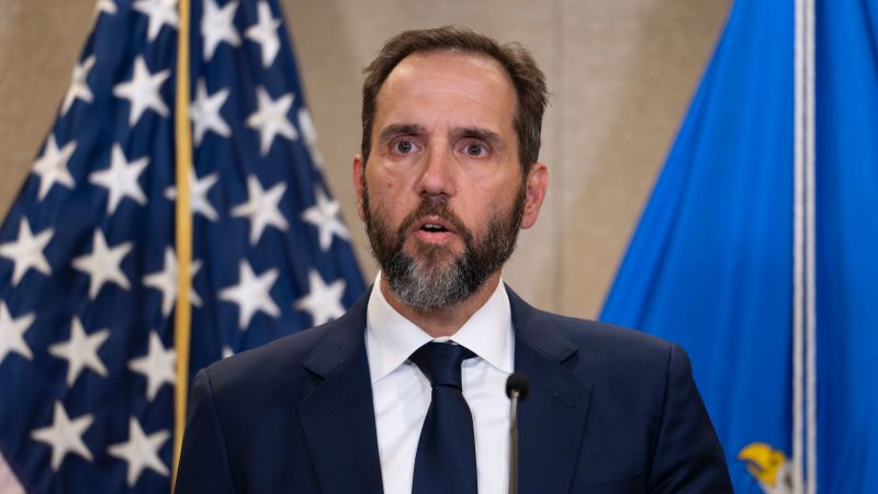 Featured image for FBI and Jack Smith Investigate GOP Lawmakers' Phone Records in Jan. 6 Probe