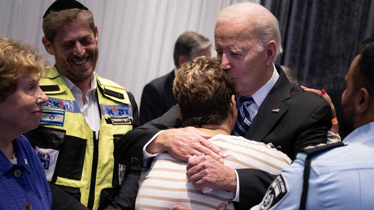"Biden's Visit to Israel: Filling a Leadership Vacuum Amidst Gaza Conflict"