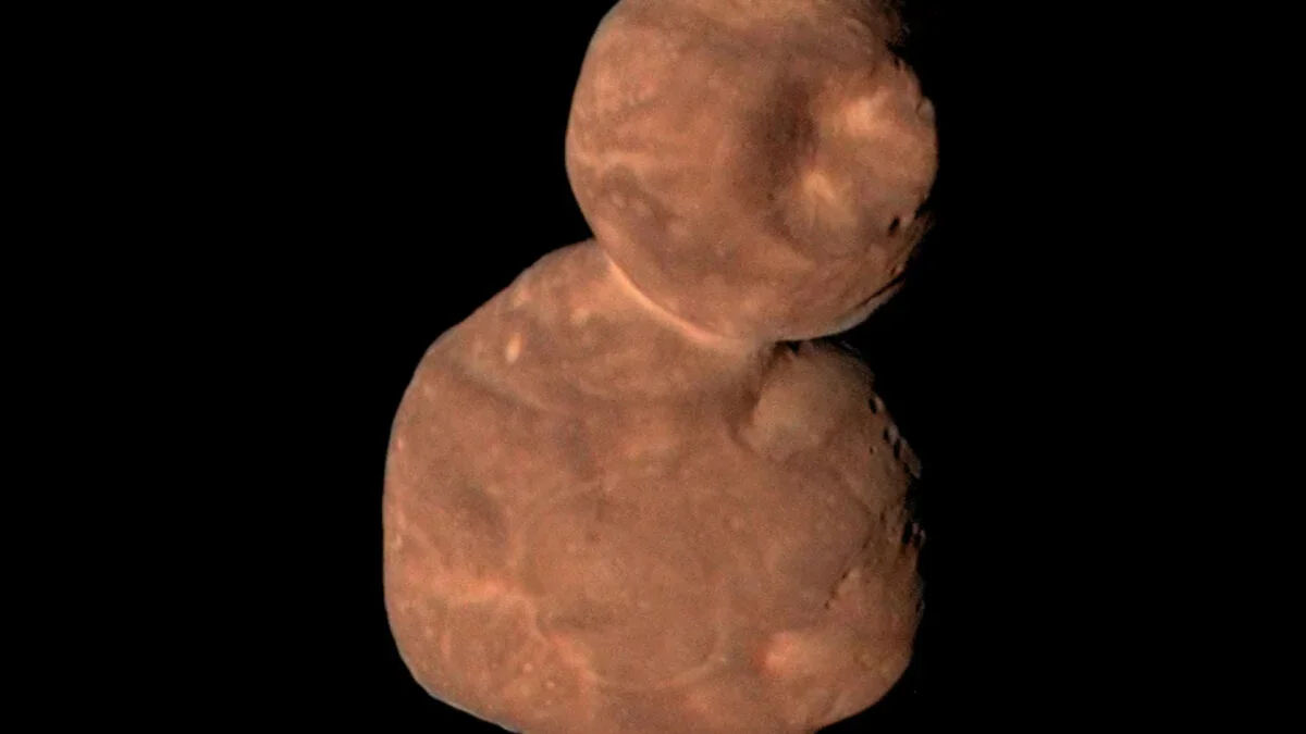 Gentle Gravity Shapes Peanut-Shaped Kuiper Belt Objects