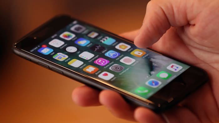 Featured image for "iPhone Users May Get $349 Settlement: Check Eligibility"