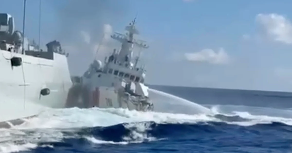 Chinese and Philippine vessels collide in South China Sea dispute