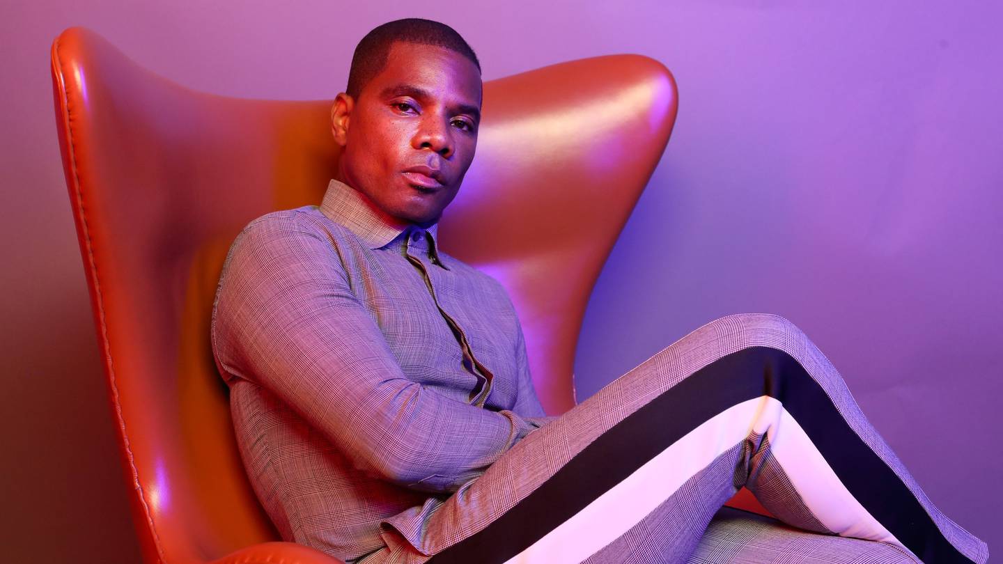 Featured image for Kirk Franklin's Surprise Pop-Up Concert Delights Atlanta Megachurch