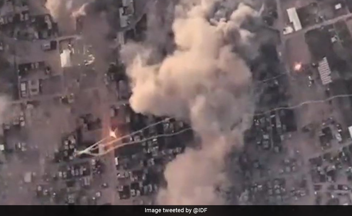 Israel-Hamas Conflict: Rising Casualties and Displacement Amidst Airstrikes