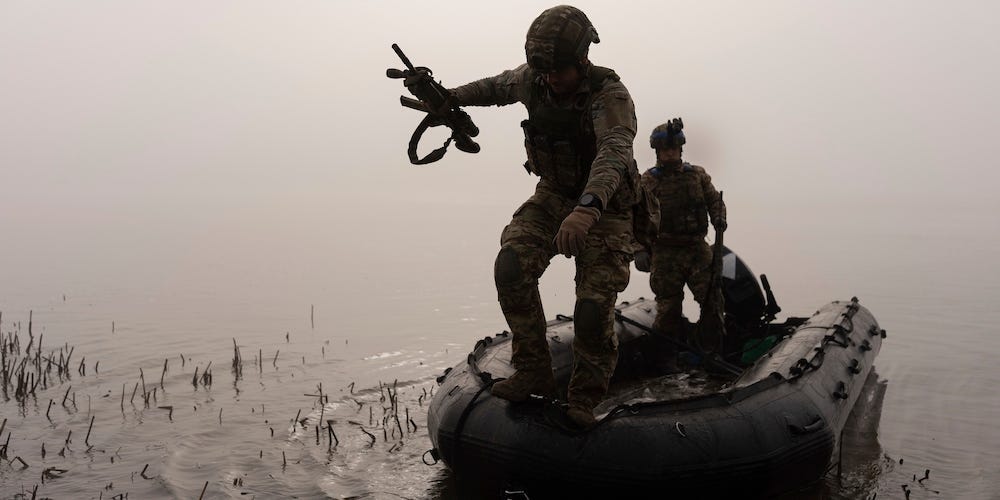 Ukraine's Strategic Advances and Victories at Dnipro River
