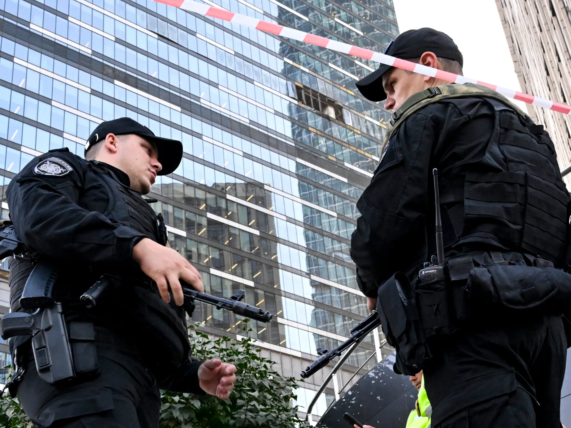 "Drone Attacks Escalate in Russian Capital, Prompting Airport Shutdowns"
