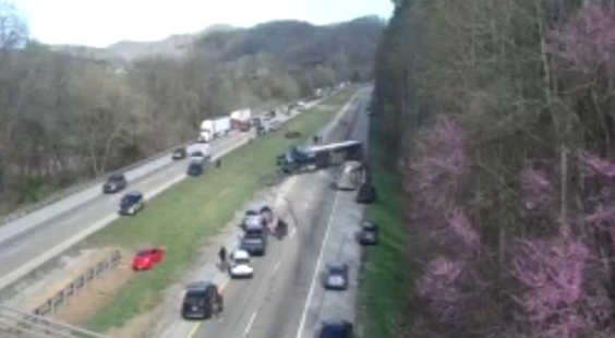 Multi-vehicle crash causes lane closures and fuel spill on I-40 in Loudon County.