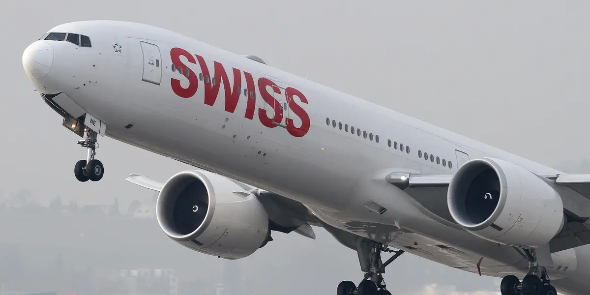 Airline Probes Crew's Filming of Passengers' Intimate Acts