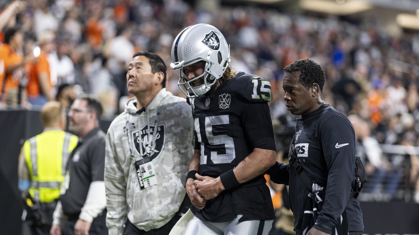 Featured image for Raiders QB Gardner Minshew Out for Season with Broken Collarbone