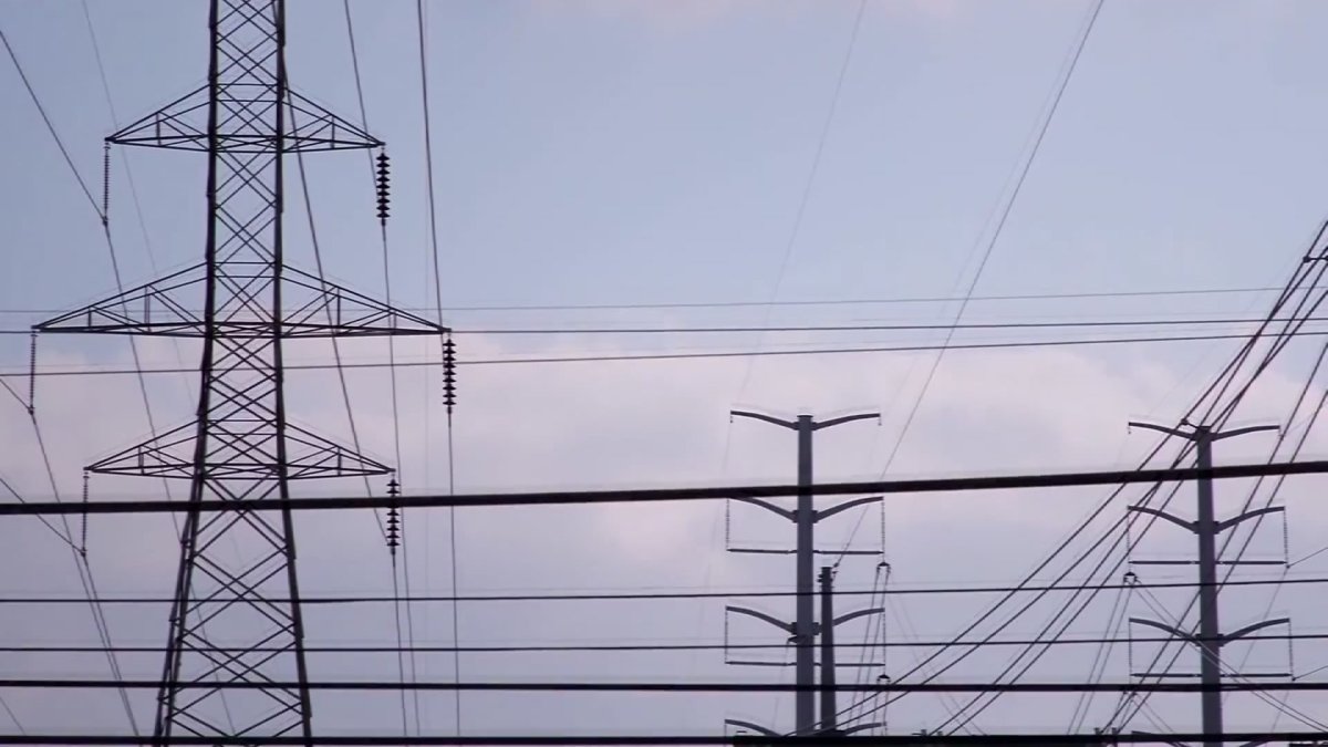 Featured image for "Stormy Weather Leaves Thousands of PG&E Customers Without Power"