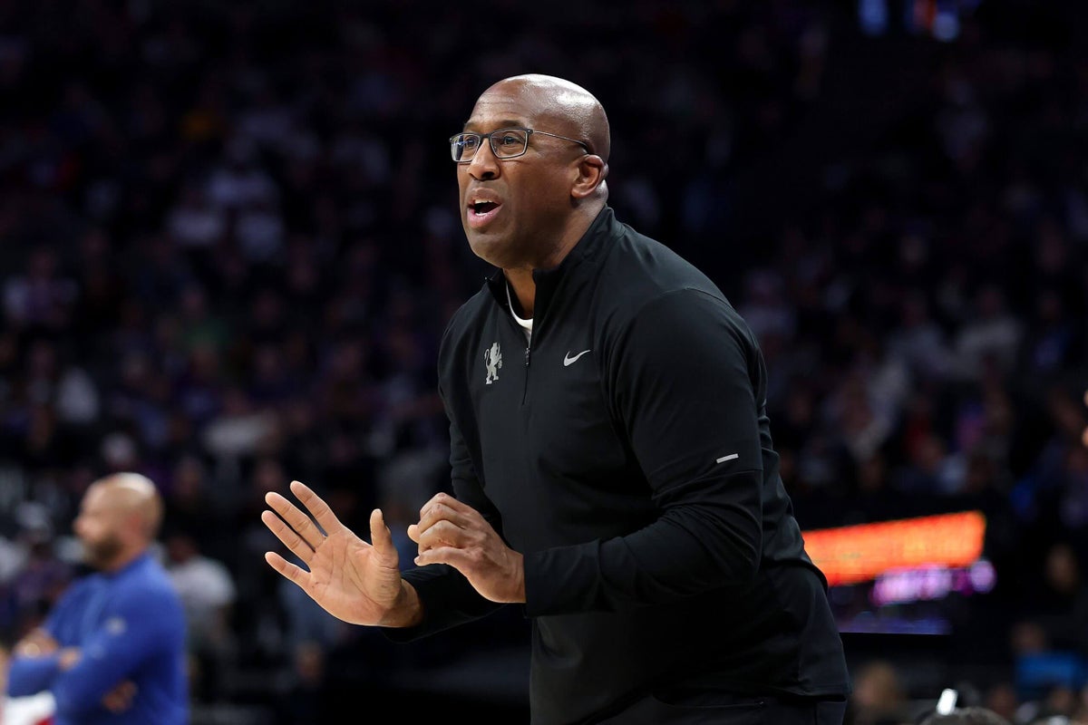 Knicks Near Deal to Hire Mike Brown as Head Coach