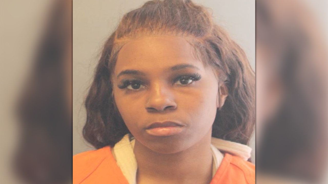 Texas Mother Arrested for Leaving Young Children Home Alone to Go on Cruise