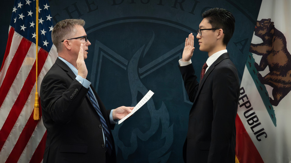 Featured image for Teenager from Tulare County Makes History as California's Youngest Attorney