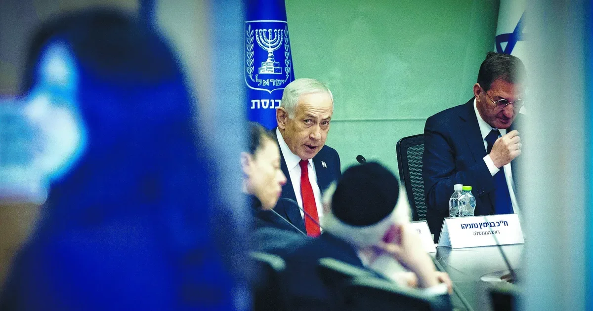 Haaretz: Netanyahu's Oct. 7 narrative distorted, minutes reveal omissions