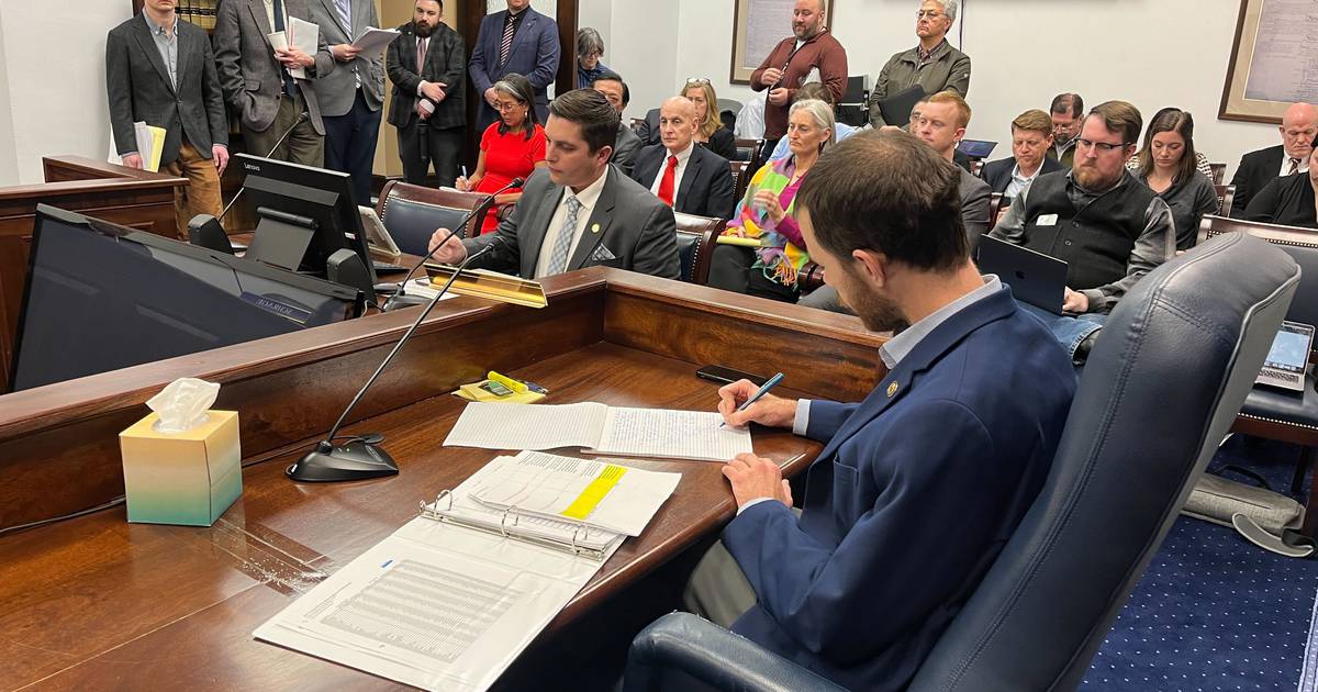 Featured image for "Alaska Legislature's 2024 Session Puts Focus on Education Funding and Republican Priorities"