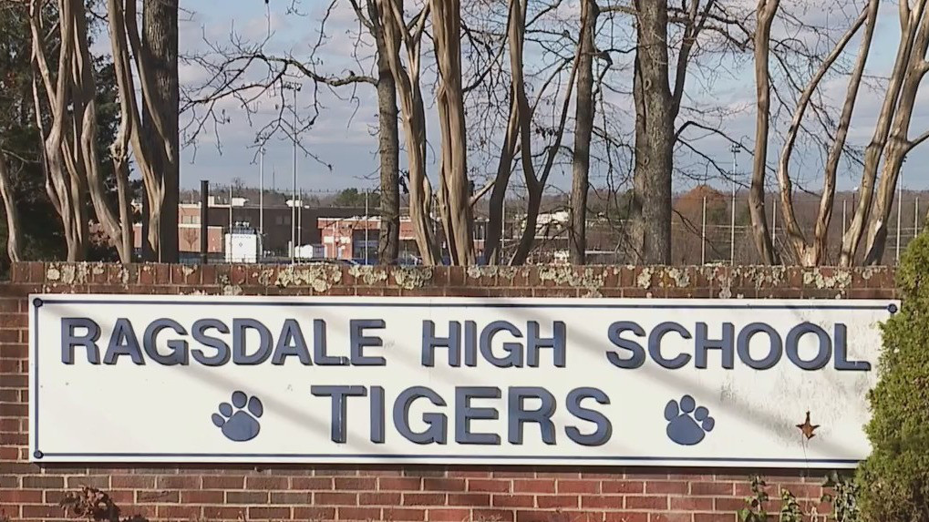 Featured image for Tuberculosis Outbreak Raises Concerns at Ragsdale High School