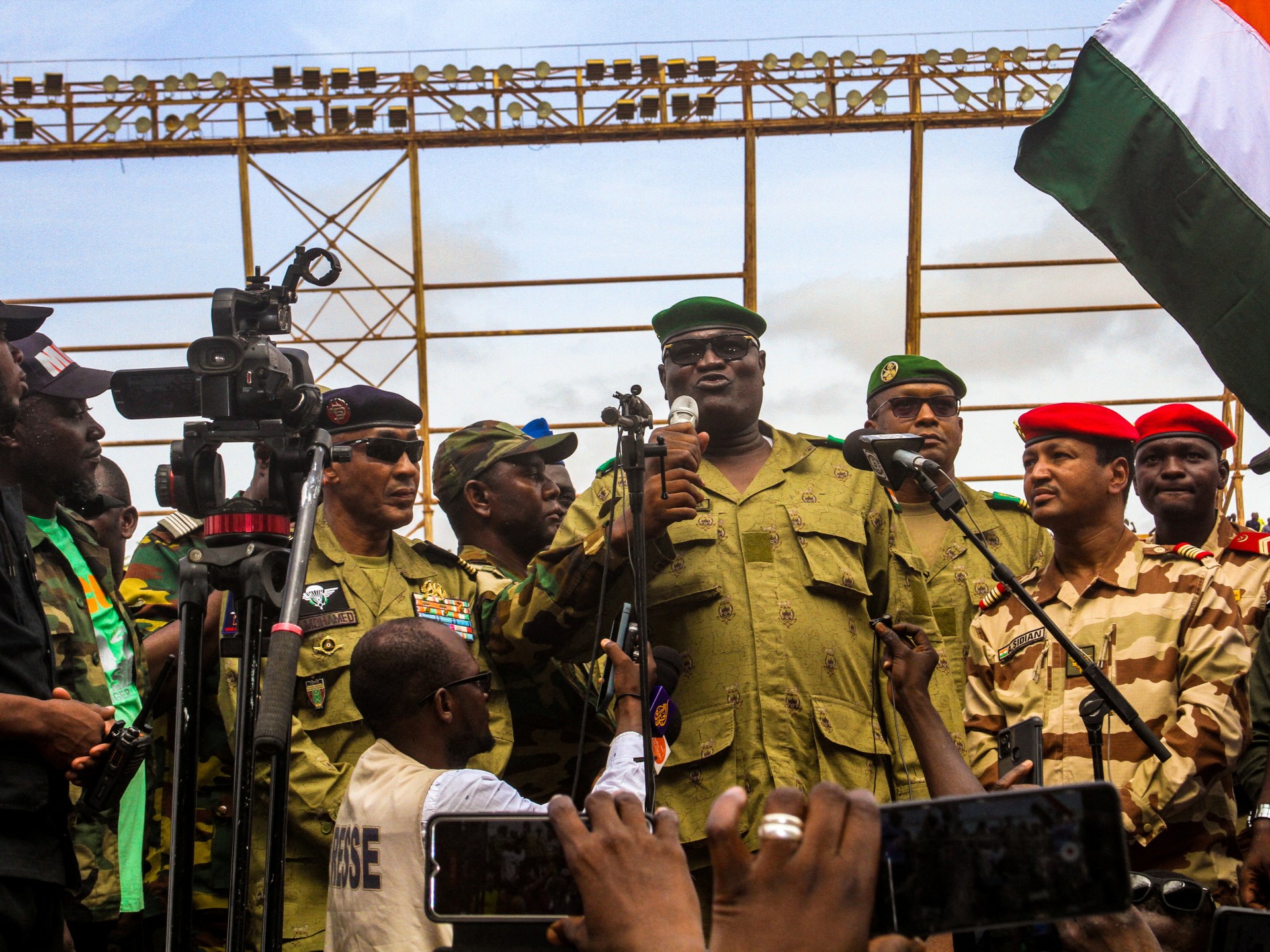 US Urges Niger Coup Leaders to Relinquish Power in Direct Diplomatic Appeal
