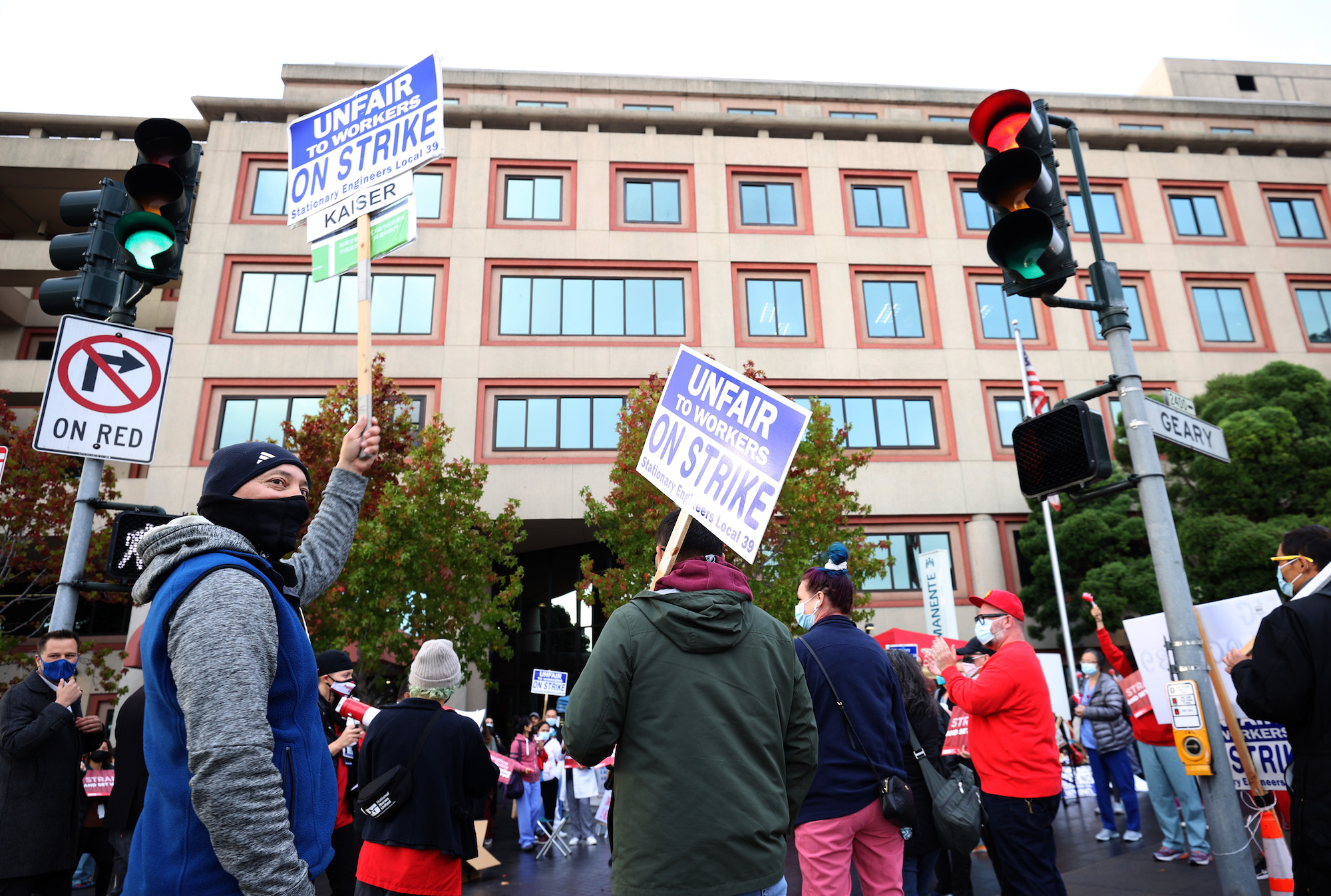 Featured image for Largest US Health Care Strike Looms as Kaiser Permanente Workers Threaten Walkout