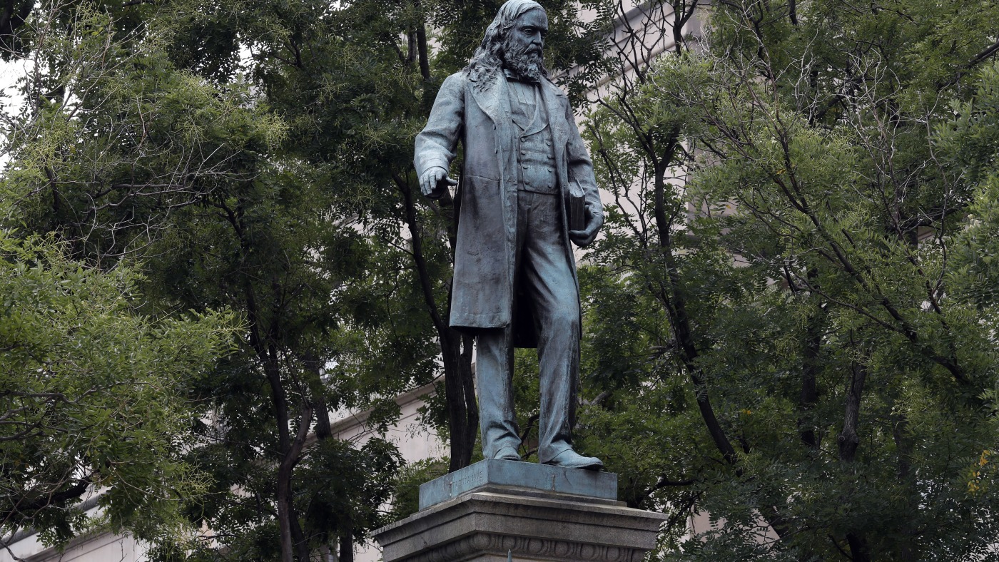 Featured image for Confederate statues in D.C. are being reinstated after protests