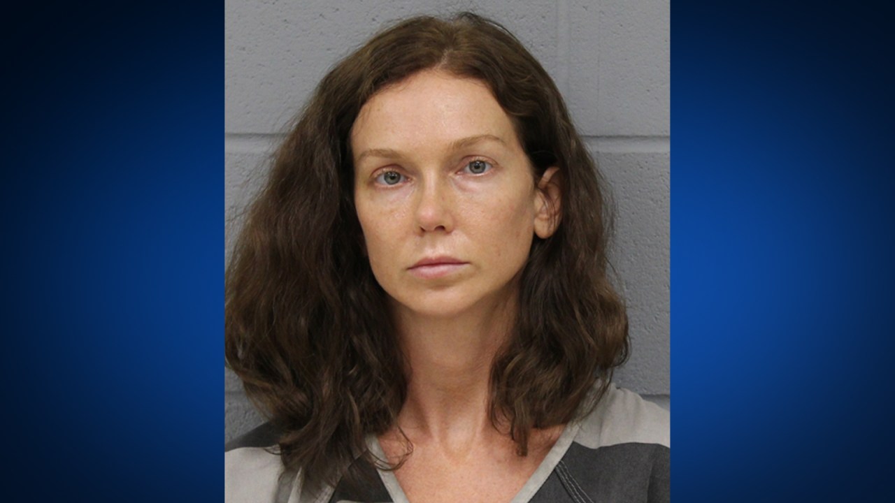"Trial Begins for Suspect in Cycling 'Love Triangle' Murder Case"