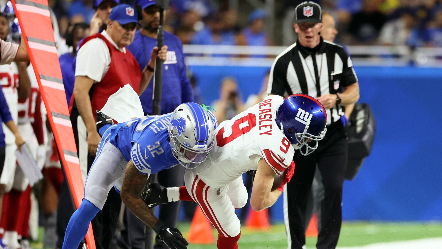 Featured image for Giants Release Cole Beasley from Roster