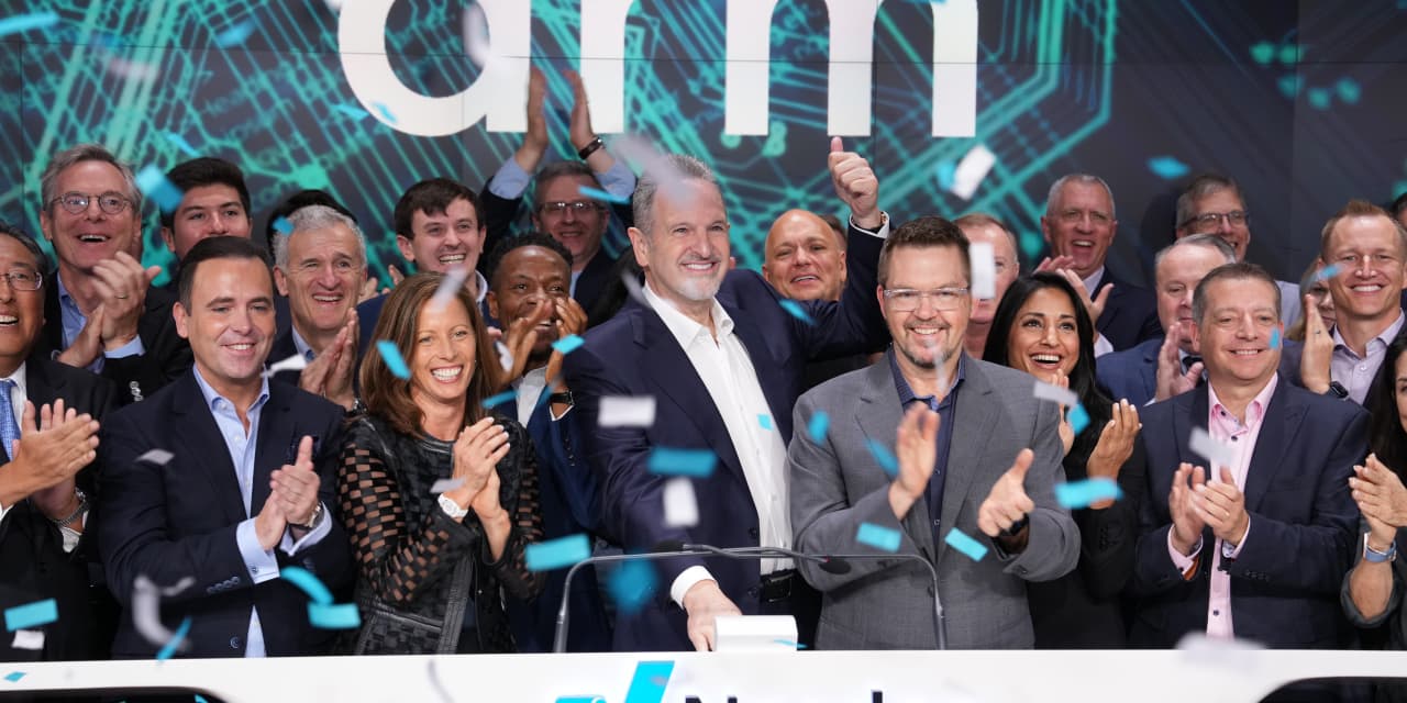 Arm Stock Falls 4.5% Despite AI Thesis and Nvidia Partnership