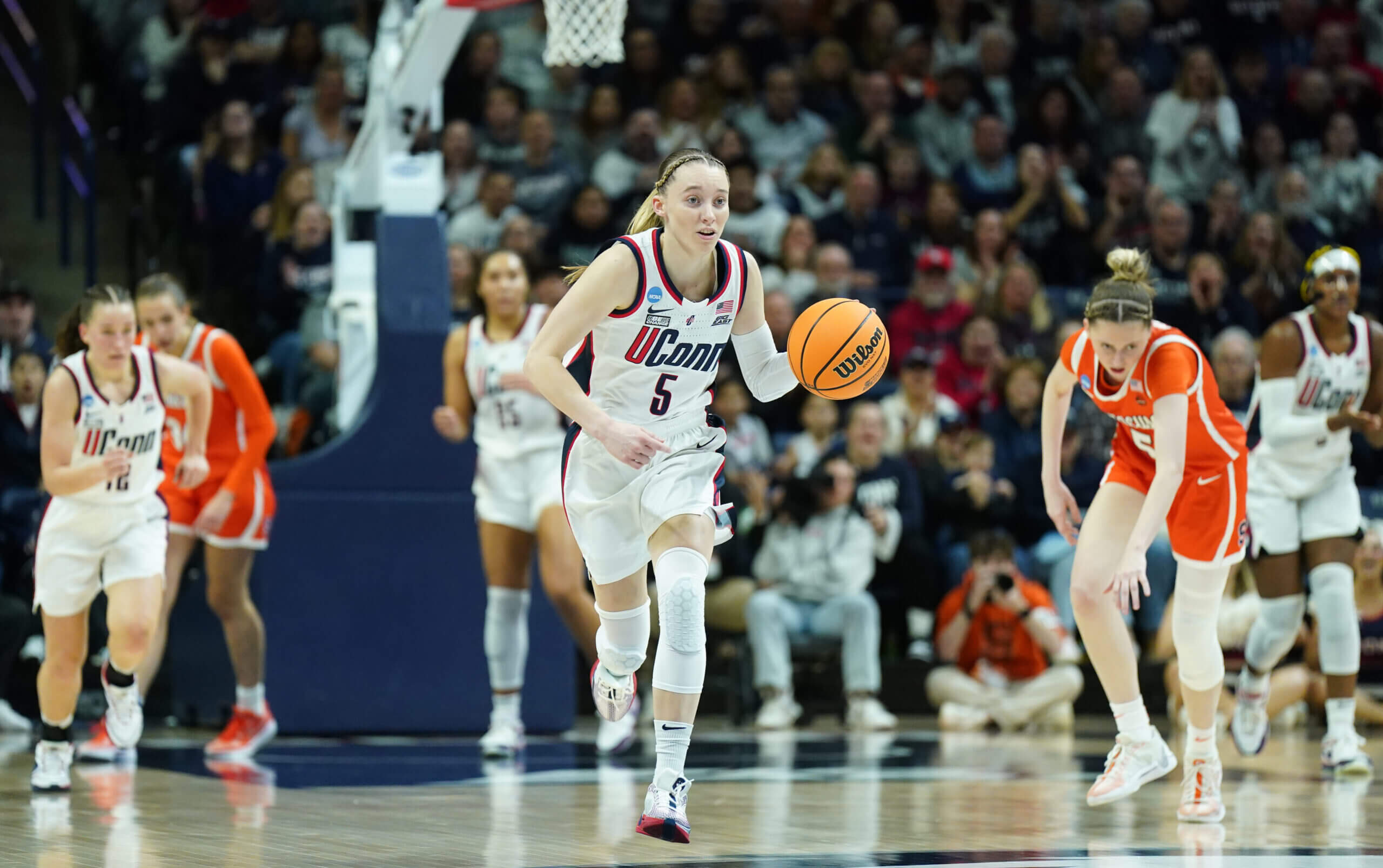 "Geno Auriemma Declares Paige Bueckers the Best Player in America"