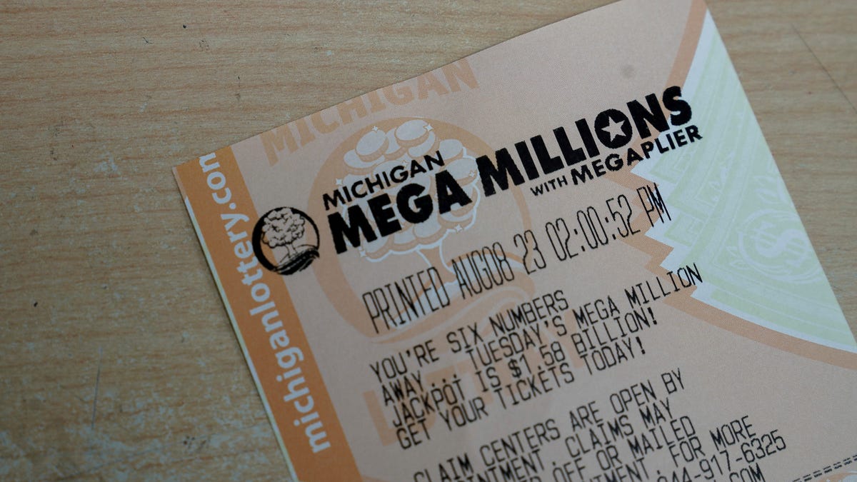"Record Mega Millions Jackpot: $1.7 Billion Up for Grabs"