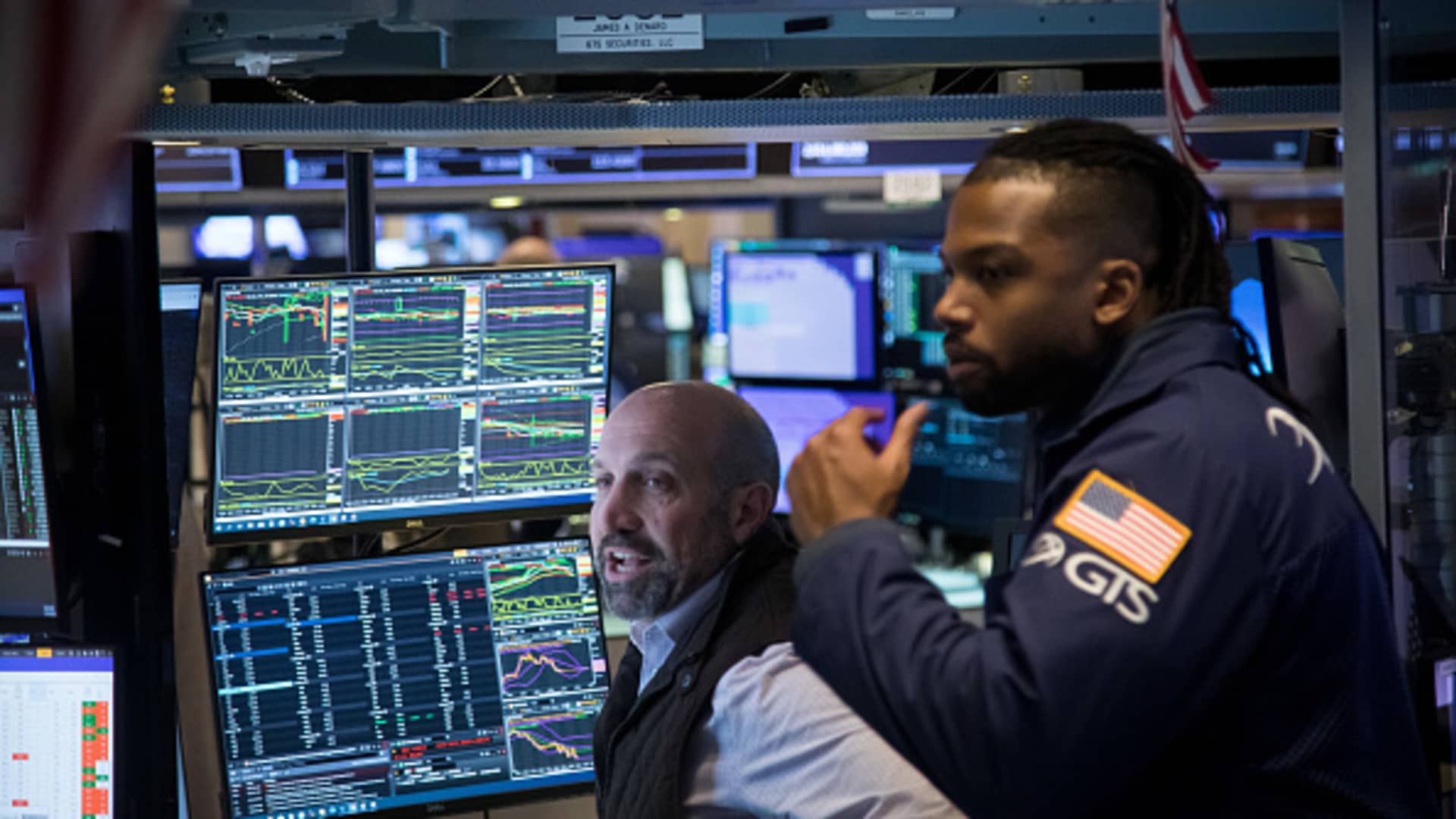 Investors Analyze Potential for Higher Fed Rates, Treasury Yields Rise