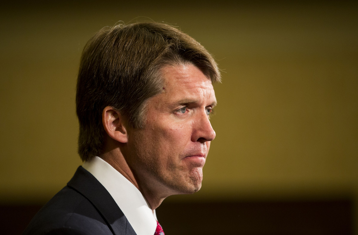 Featured image for "Republican Businessmen Hovde and Mayer Enter Wisconsin Senate Race Against Baldwin"