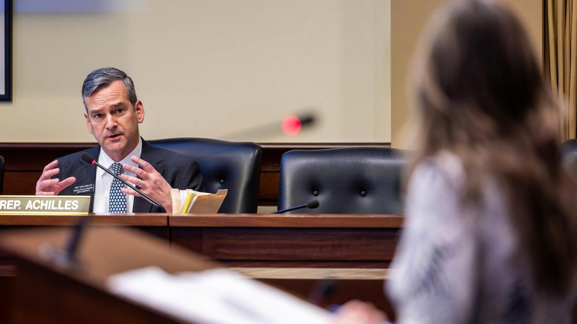 Featured image for Federal Agencies Face Lawsuits and Criticism Over Partisan Shutdown Messaging