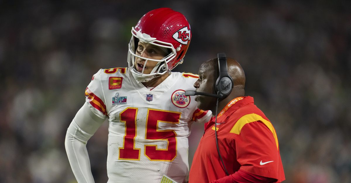 Featured image for Eric Bieniemy's Impact on Chiefs' Offense Before AFC Title Win