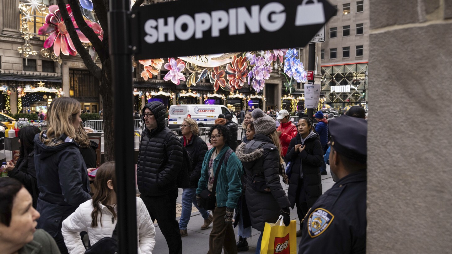 "US Economy Defies Recession in Top Global Economies"