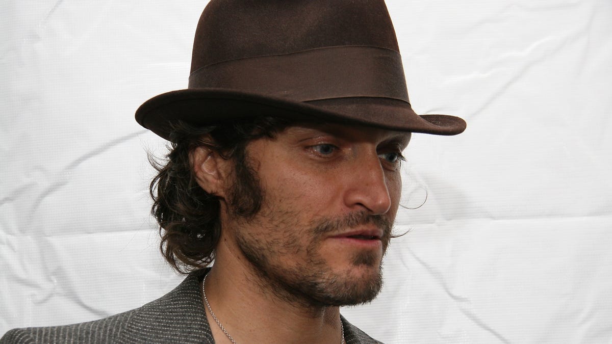Featured image for "Allegations of Sexually Aggressive Behavior: Vincent Gallo's Audition Controversy"