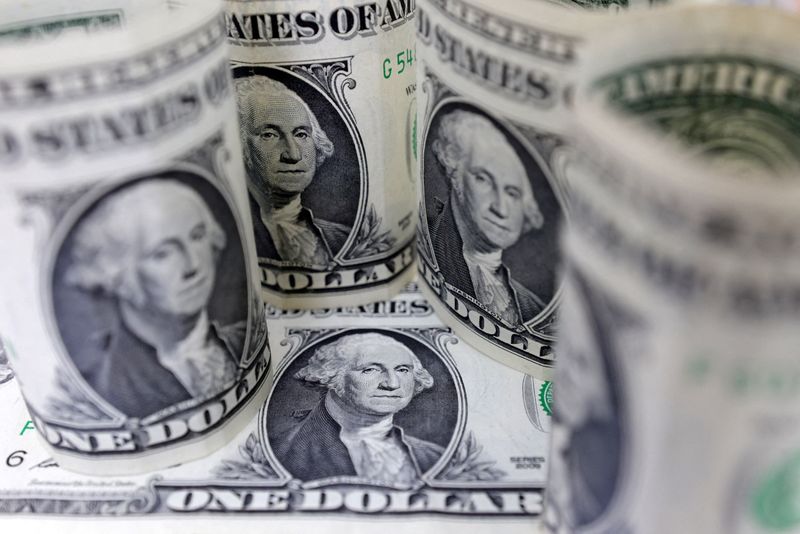 Dollar Drops to New Lows Amid Trump Criticism of Fed